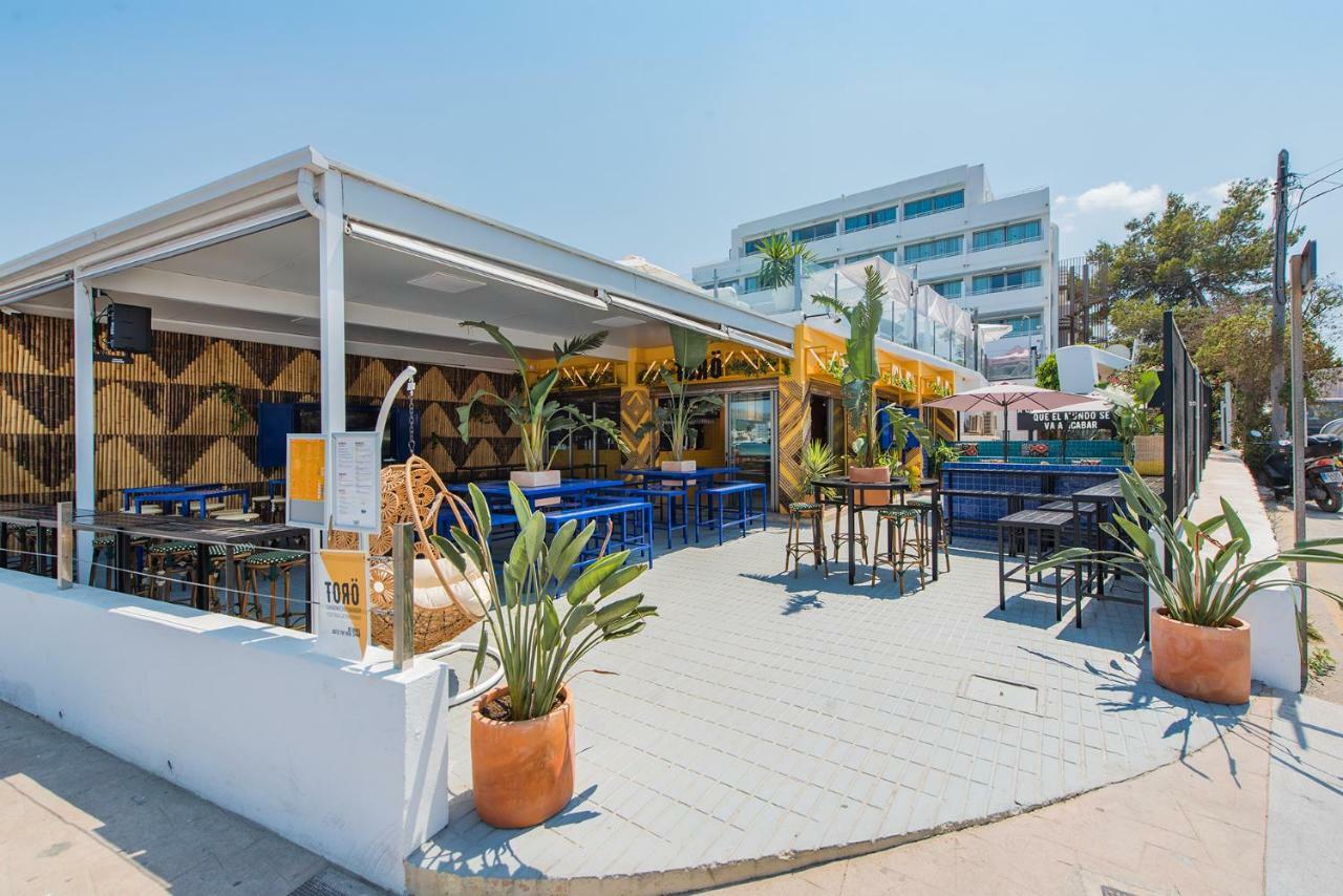 Апарт готель Typic Marina Playa - Adults Only Сан-Антоніо Екстер'єр фото
